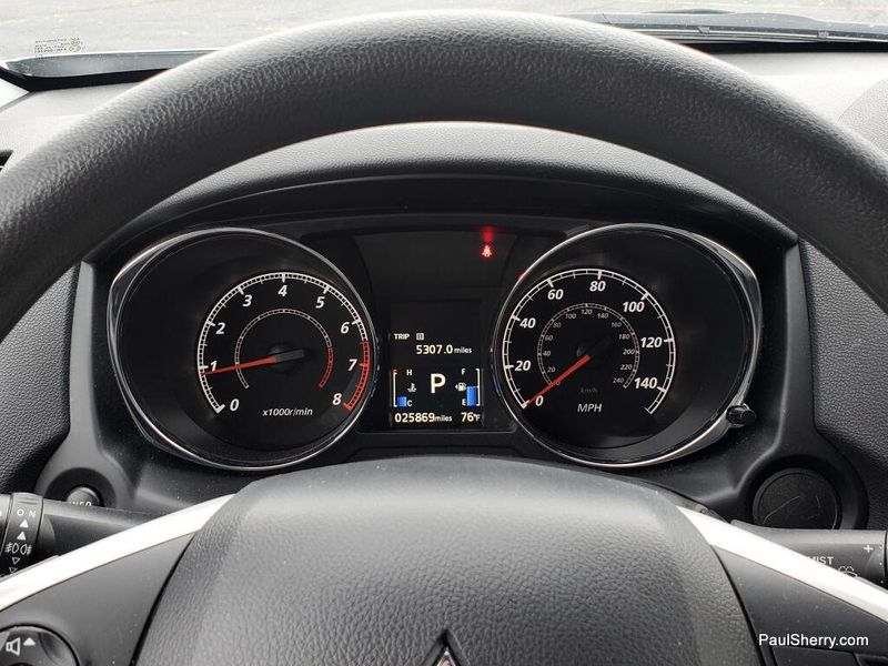 Used 2025 Mitsubishi Outlander Sport SE