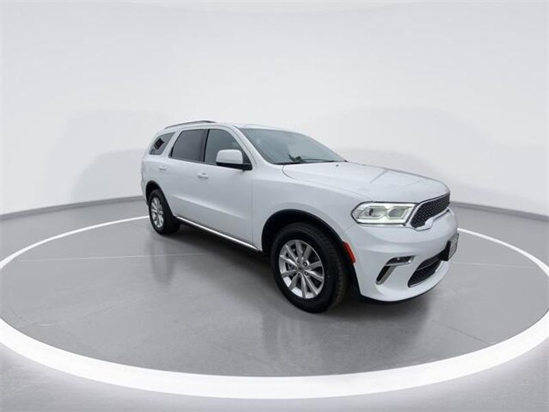 2022 Dodge Durango SXTImage 2