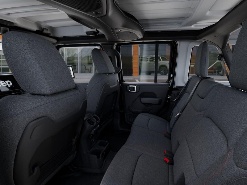 New 2026 Jeep Wrangler 4-door RubiconImage 44