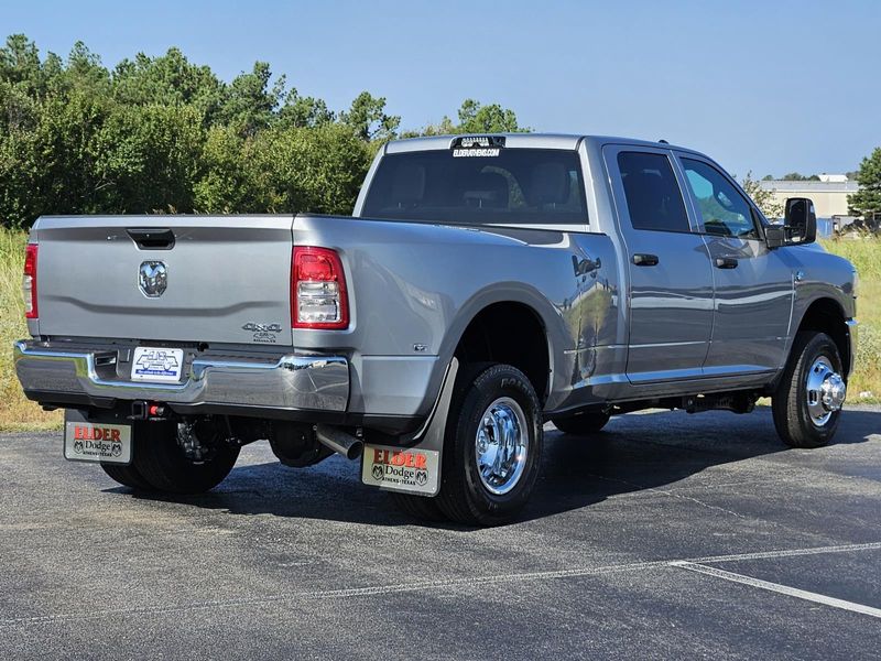 2024 RAM 3500 Tradesman Crew Cab 4x4 8