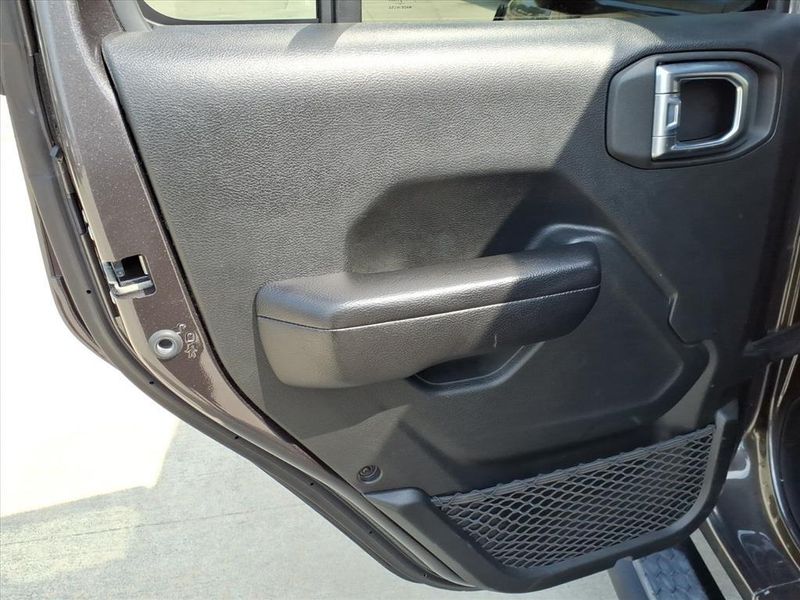 Used 2021 Jeep Wrangler Unlimited Sport SImage 12