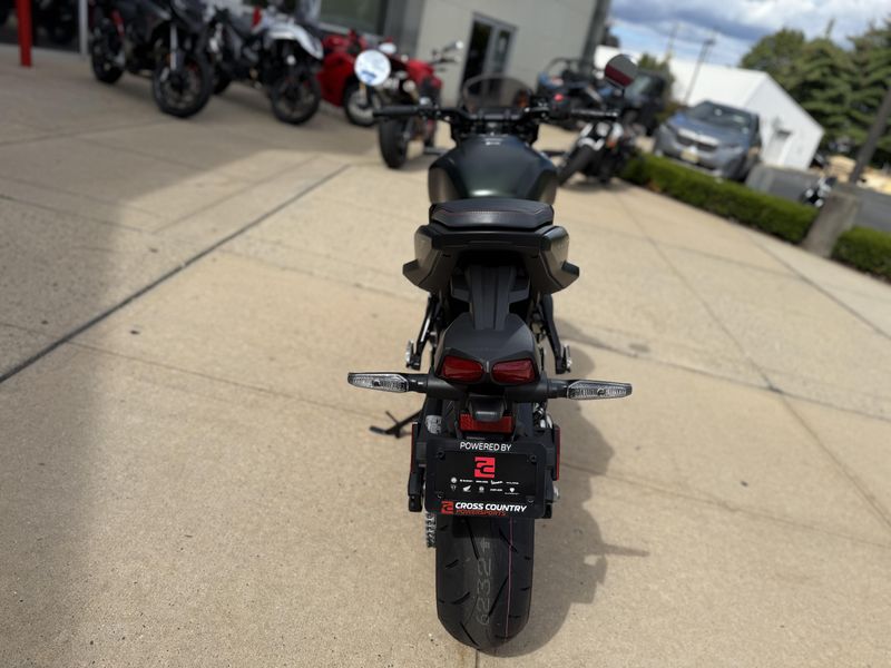 2026 Suzuki GSX 8TTImage 5