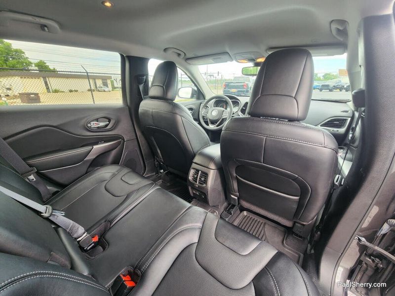 Used 2022 Jeep Cherokee Latitude Lux