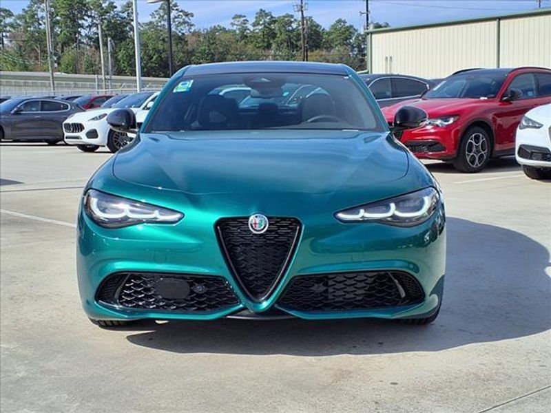 2025 Alfa Romeo Giulia Image 5