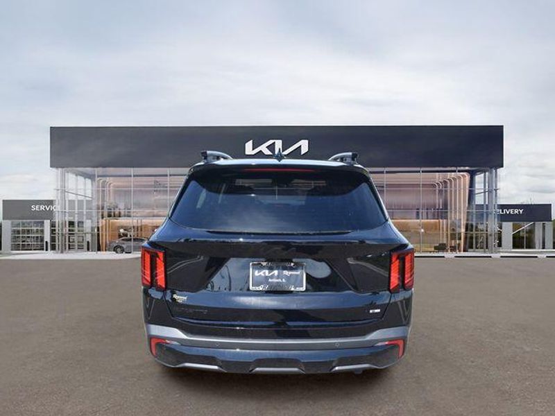 New 2026 Kia Sorento X-Line SXImage 5