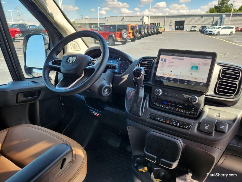 New 2024 RAM Promaster 1500 Slt+ Cargo Van Low Roof 136' Wb