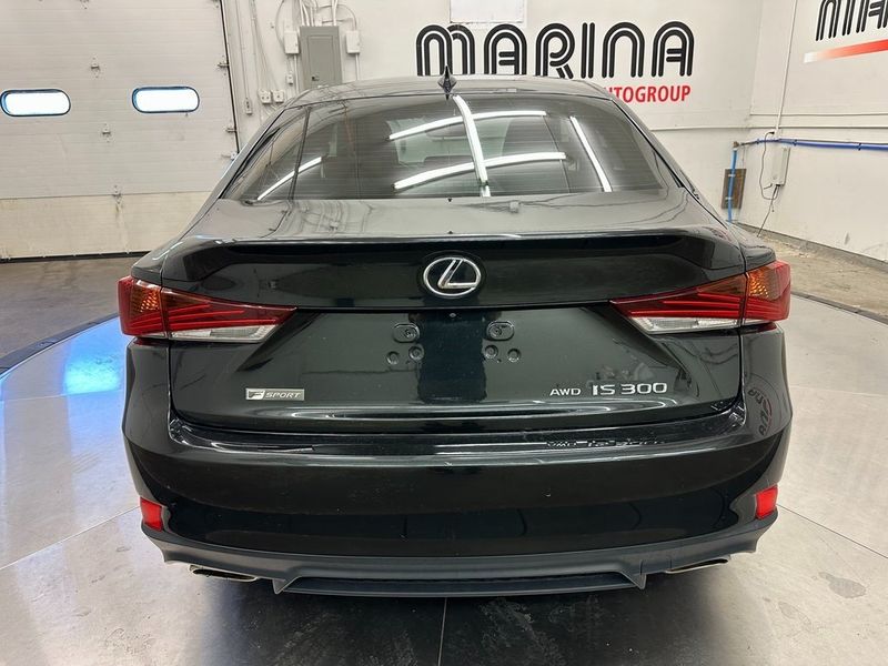 2018 Lexus IS 300 300Image 18