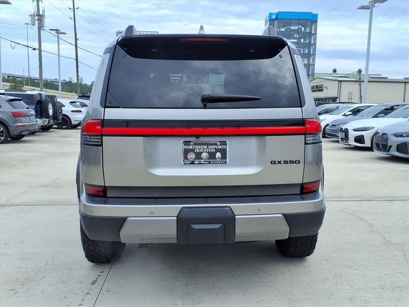 Used 2024 Lexus GX 550 OvertrailImage 8