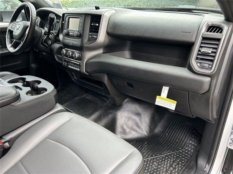 2022 RAM 5500 Tradesman Chassis Crew Cab 4x2 84