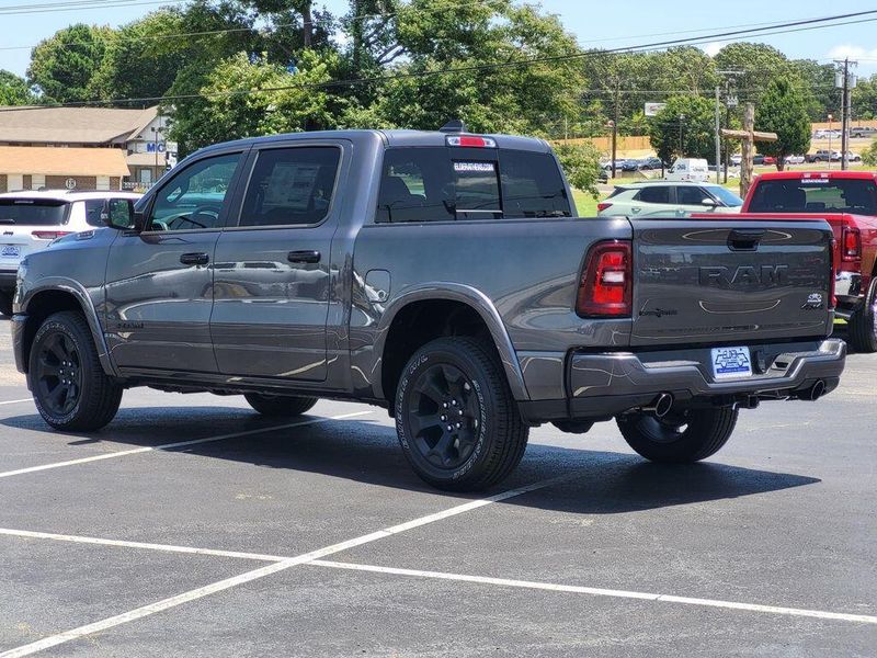2025 RAM 1500 Lone Star Crew Cab 4x4 5
