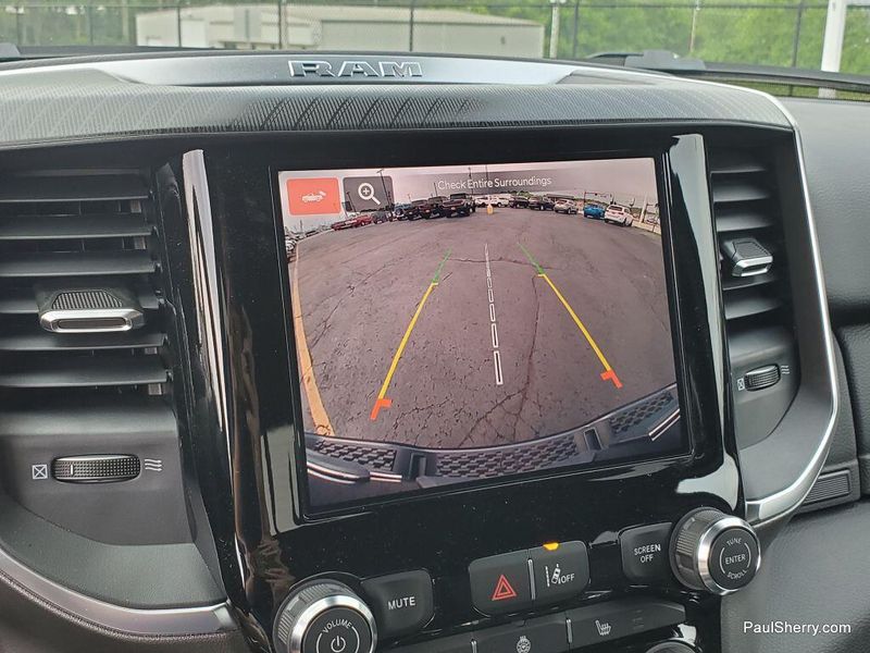 2025 RAM 1500 Big Horn Crew Cab 4x4 5