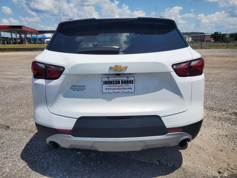 2020 Chevrolet Blazer LT in a Summit White exterior color and Jet Blackinterior. Johnson Dodge 601-693-6343 pixelmotiondemo.com 