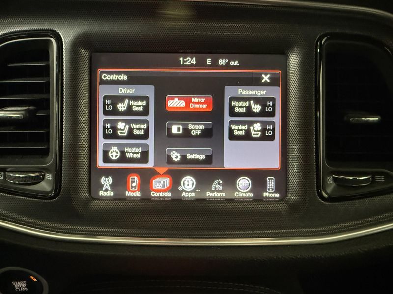Used 2016 Dodge Challenger 392 Hemi Scat Pack ShakerImage 27