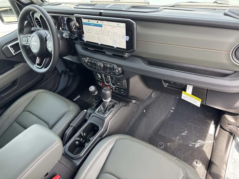 New 2026 Jeep Gladiator Mojave X 4x4