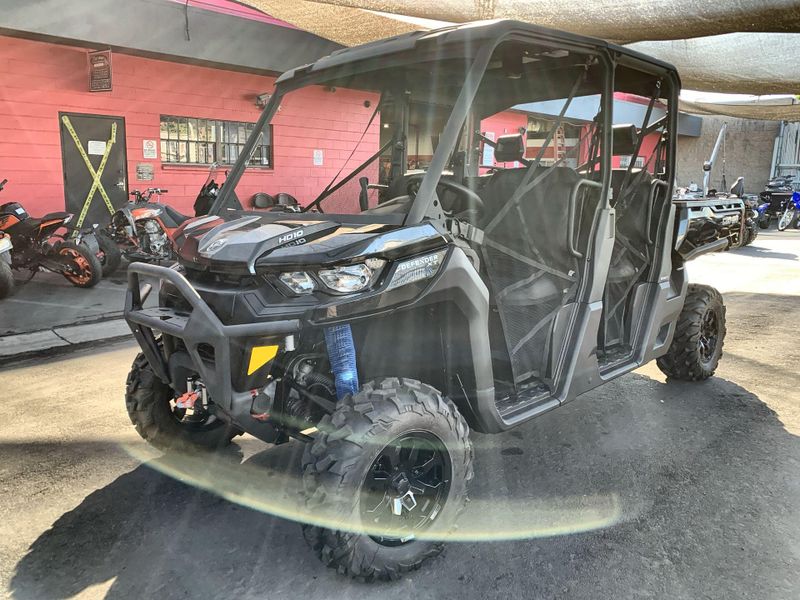 New 2025 Can-Am DEFENDER MAX XT HD10 Image 10