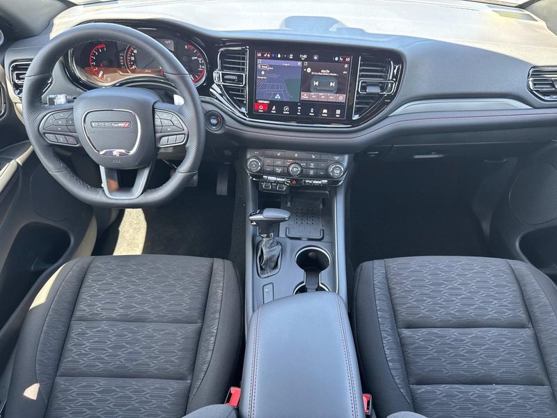 New 2026 Dodge Durango Gt Awd Hemi V8