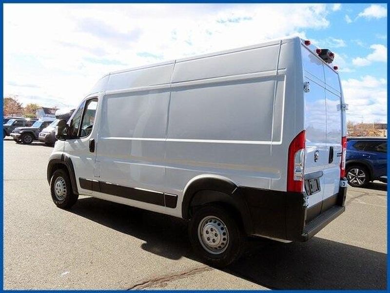 2025 RAM ProMaster BaseImage 5