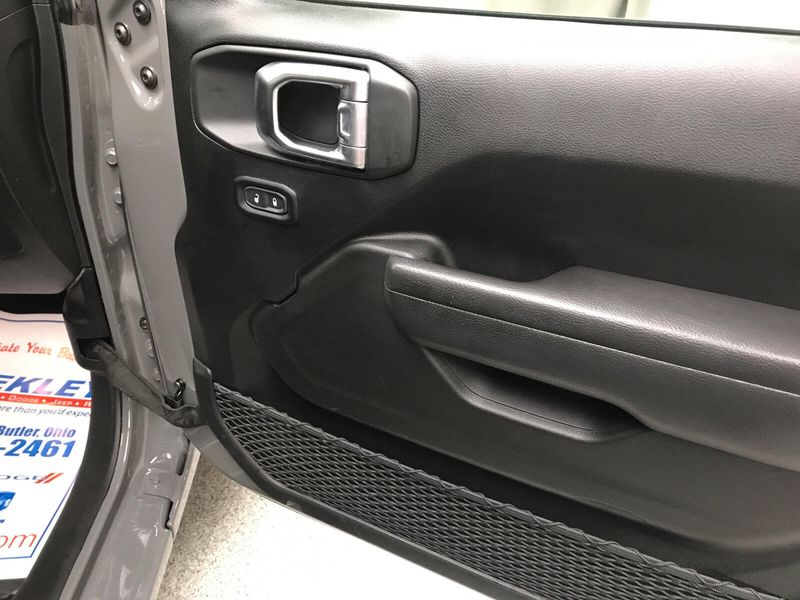 2022 Jeep Wrangler Sport SImage 15