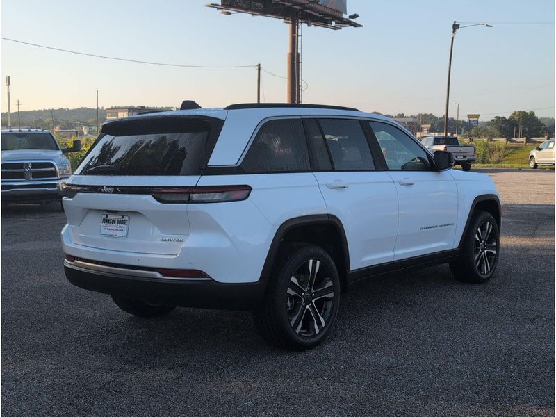 New 2027 Jeep Grand Cherokee LimitedImage 5