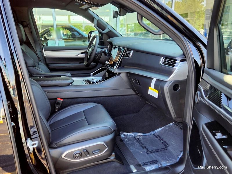 2026 Jeep Grand Wagoneer Limited Reserve 4x4