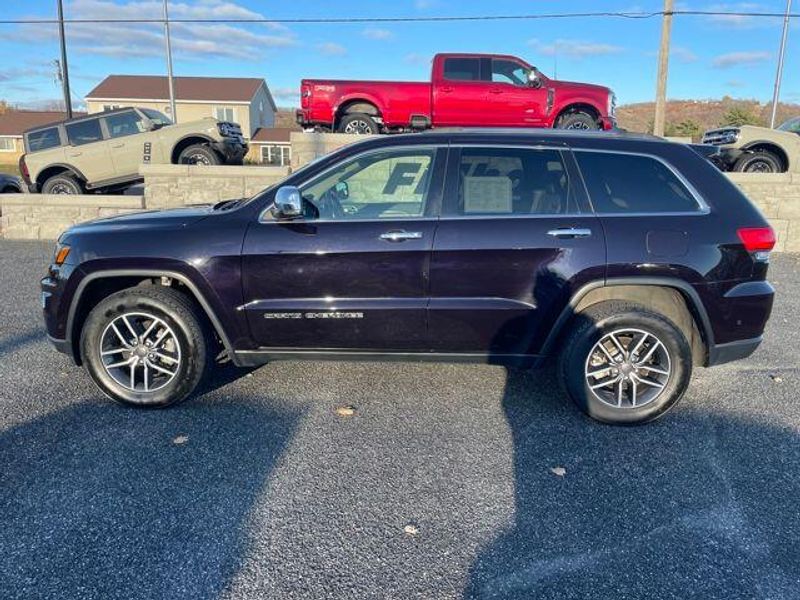 2019 Jeep Grand Cherokee Limited photo 2