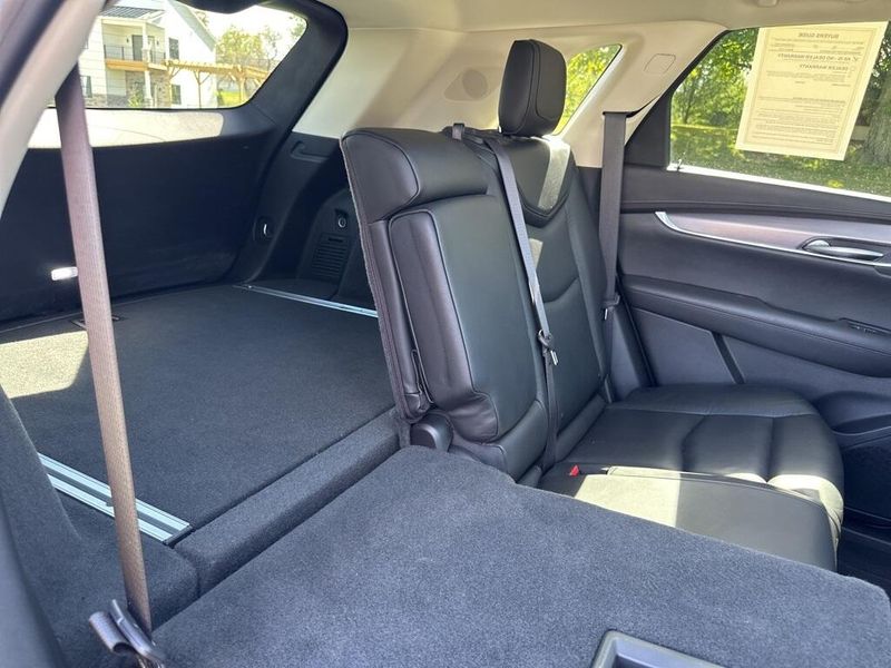 2017 Cadillac XT5 Premium Luxury photo 24