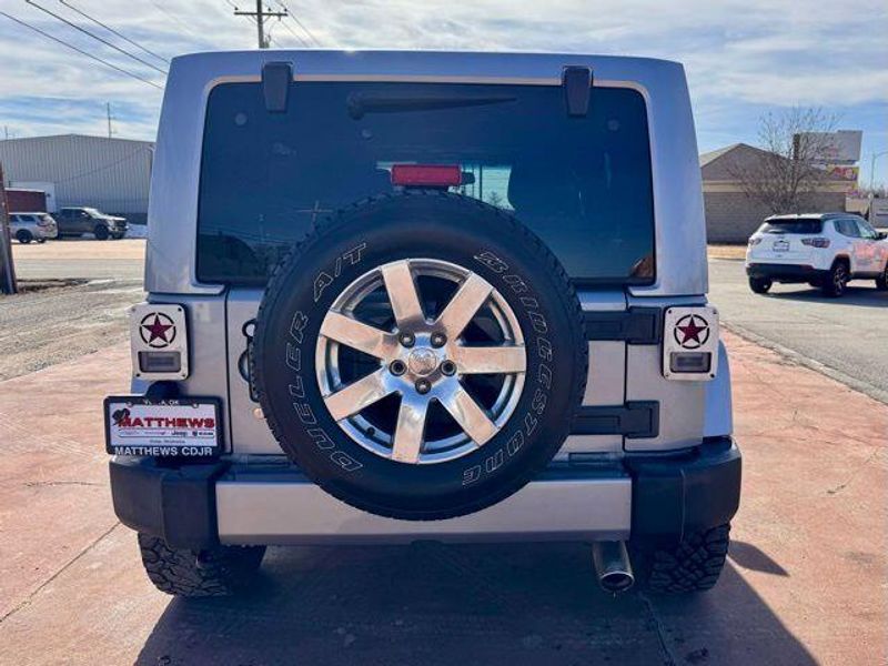 Used 2016 Jeep Wrangler Unlimited SaharaImage 6