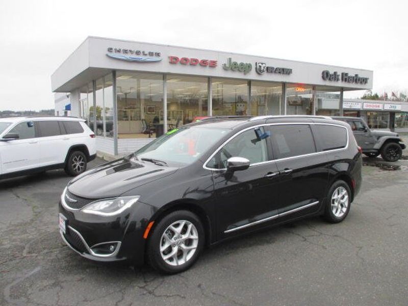 Used 2020 Chrysler Pacifica LimitedImage 32