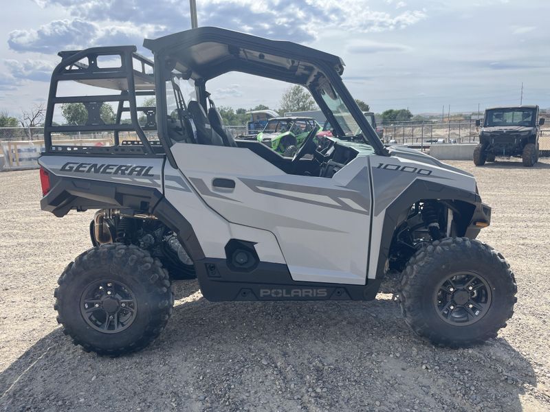 New 2026 Polaris GENERAL 1000 SPORT 
