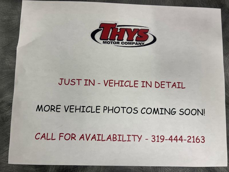 Used 2018 Toyota Tacoma LimitedImage 2