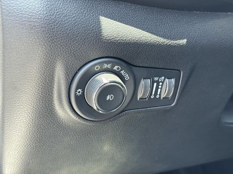Used 2022 Jeep Compass Latitude