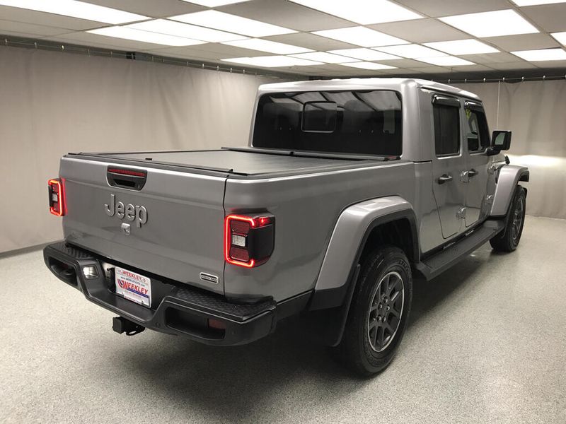 Used 2021 Jeep Gladiator OverlandImage 5