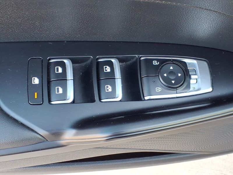 Used 2022 Kia K5 GT-LineImage 18