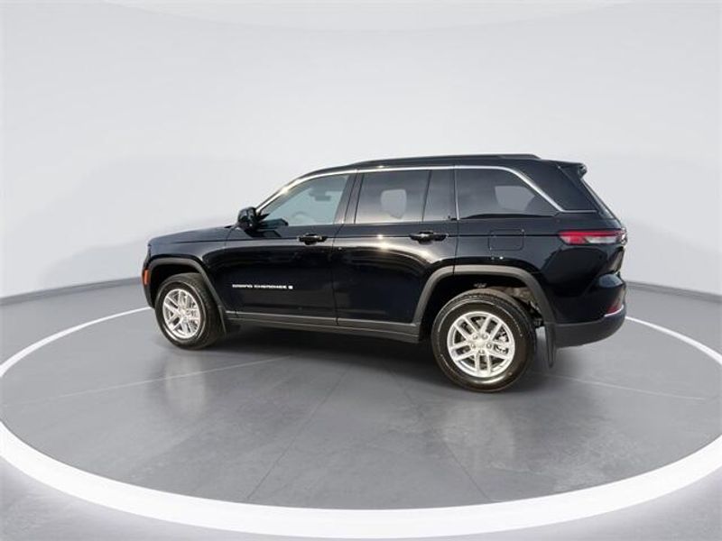 New 2025 Jeep Grand Cherokee Laredo X 4x2Image 6