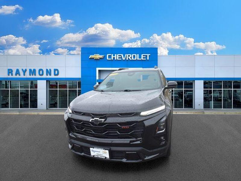 Used 2025 Chevrolet Equinox RSImage 8
