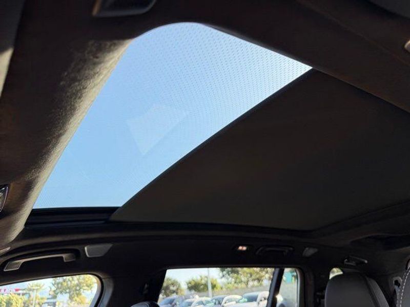 Used 2025 BMW X7 M60iImage 25