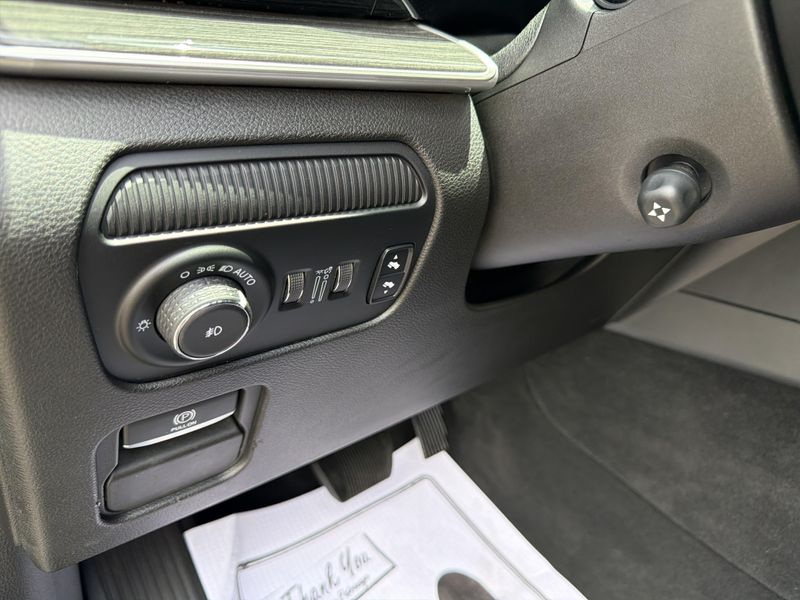 2022 Jeep Wagoneer Series IIIImage 40