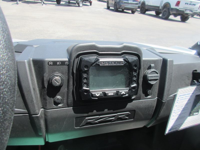 NEW 2026 POLARIS RZR 200 EFI Image 16