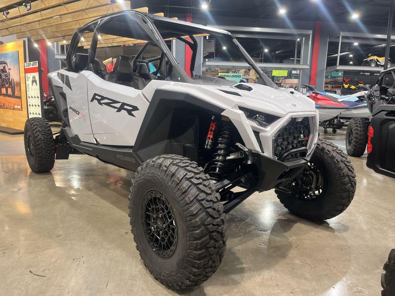 New 2026 Polaris RZR PRO R 4 ULTIMATE Image 16