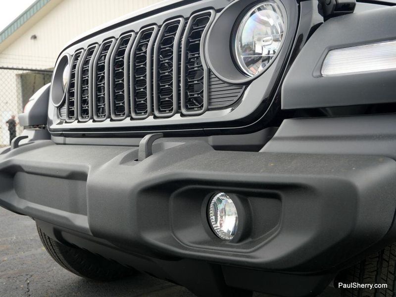 2025 Jeep Wrangler 2-door SportImage 14