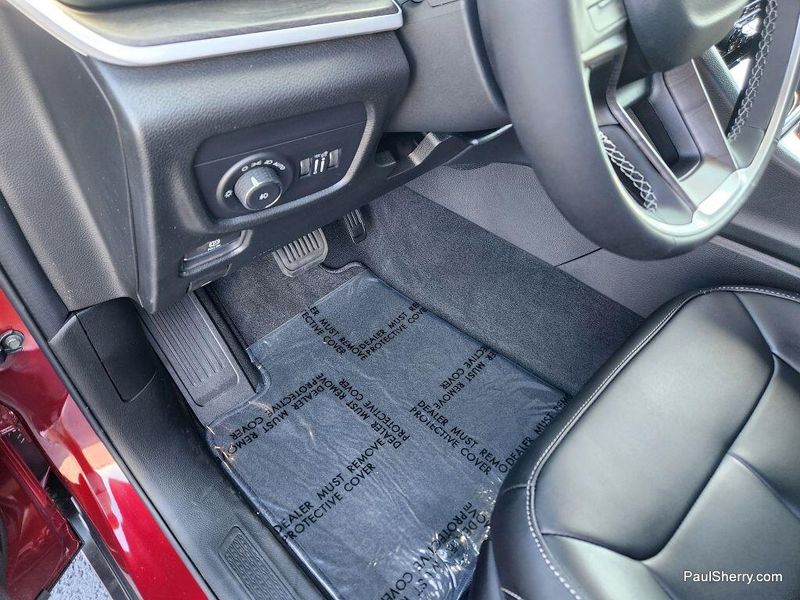 New 2025 Jeep Grand Cherokee L Limited 4x4