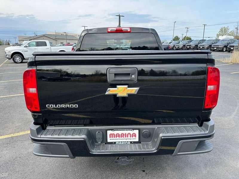 2015 Chevrolet Colorado Z71Image 16