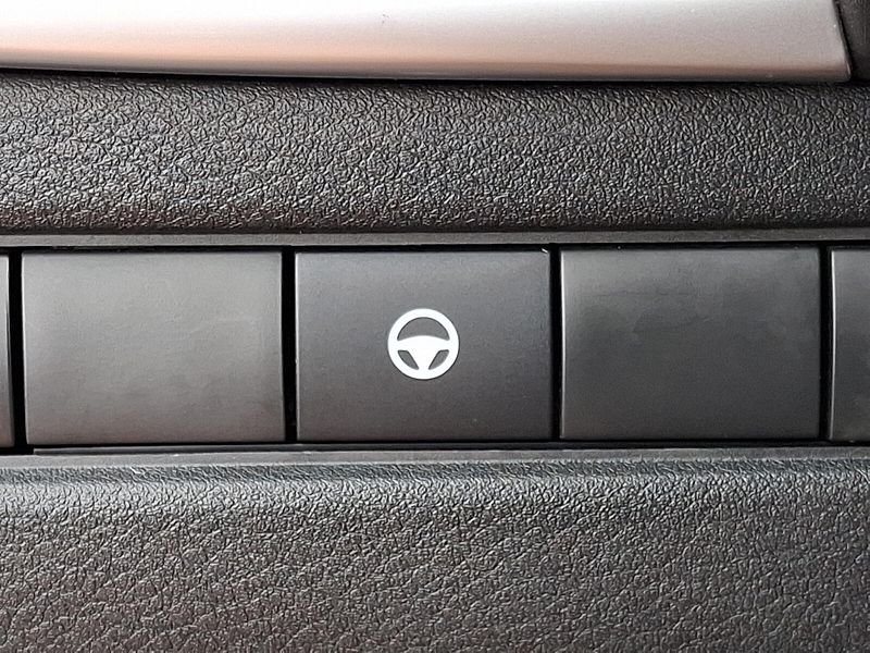 2024 Nissan Rogue SV AWD photo 23