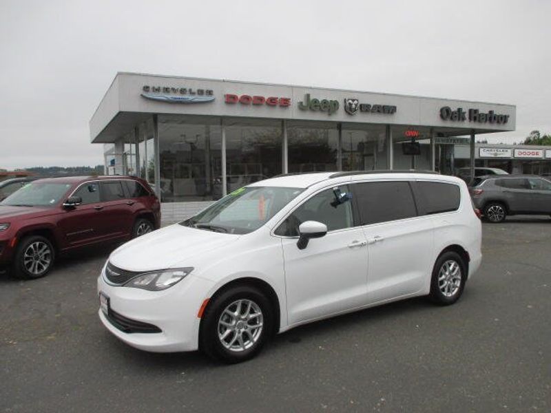 Used 2020 Chrysler Voyager LXIImage 31