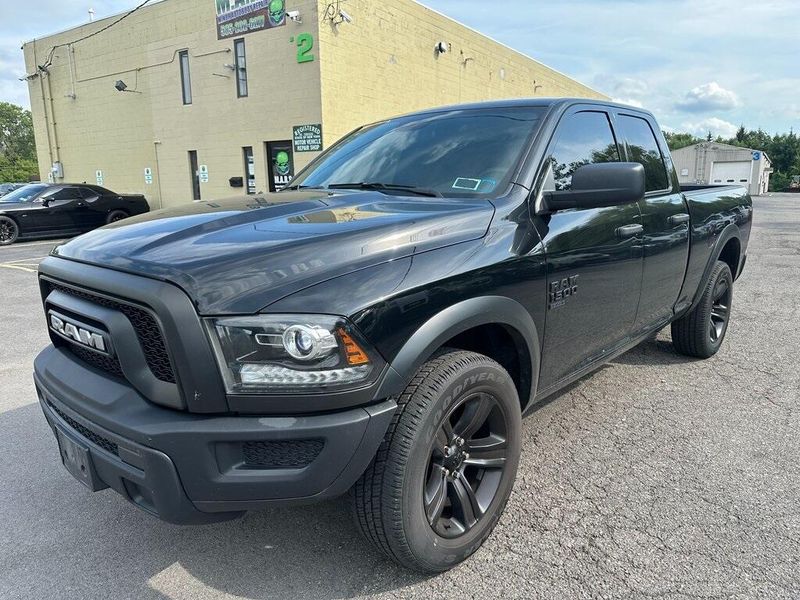 2022 Ram 1500 Classic Warlock photo 3