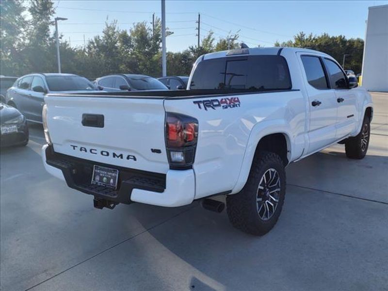 2020 Toyota Tacoma TRD SportImage 9