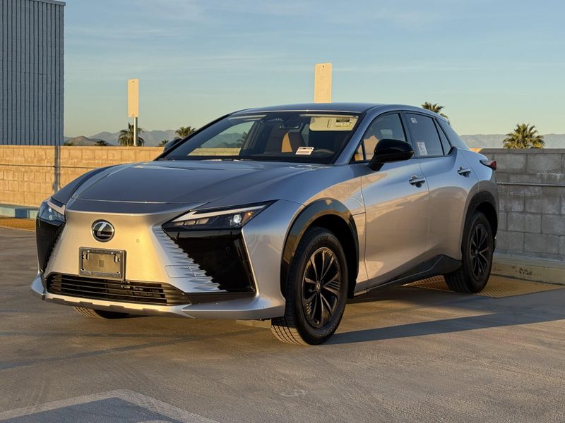 New 2026 Lexus RZ 350eImage 7
