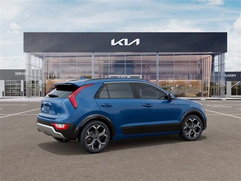 2025 Kia Niro EX TouringImage 6