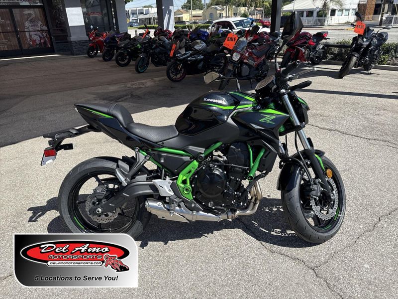 New 2025 Kawasaki Z650 ABS Image 1