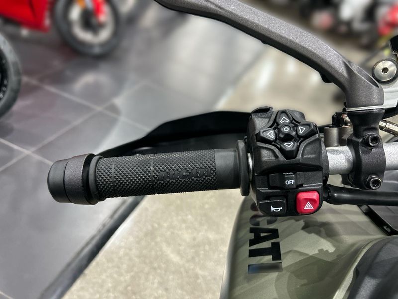 2025 Ducati MULTISTRADA V2 S Image 28